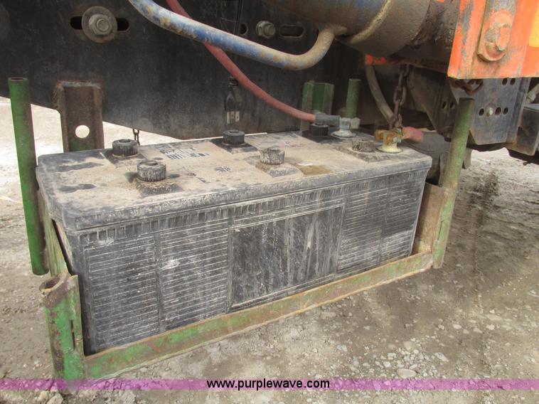 image for item H4712 John Deere 4020 tractor