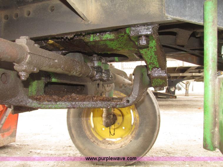 image for item H4712 John Deere 4020 tractor