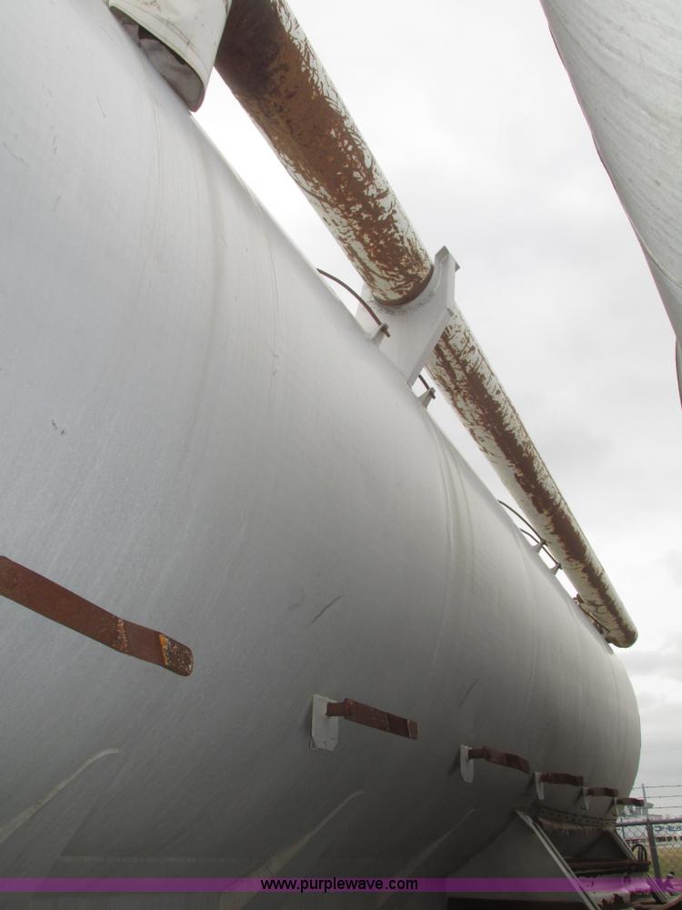 image for item H4721 1989 Pacer bulk feed trailer