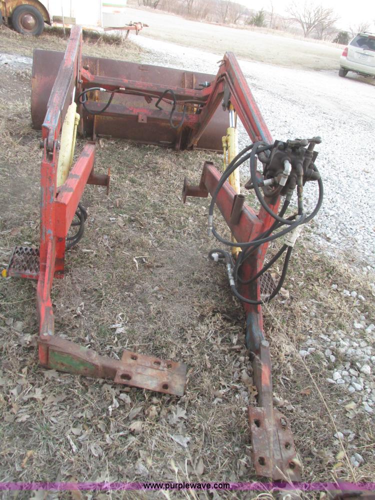 image for item H4733 Ford 772 tractor loader