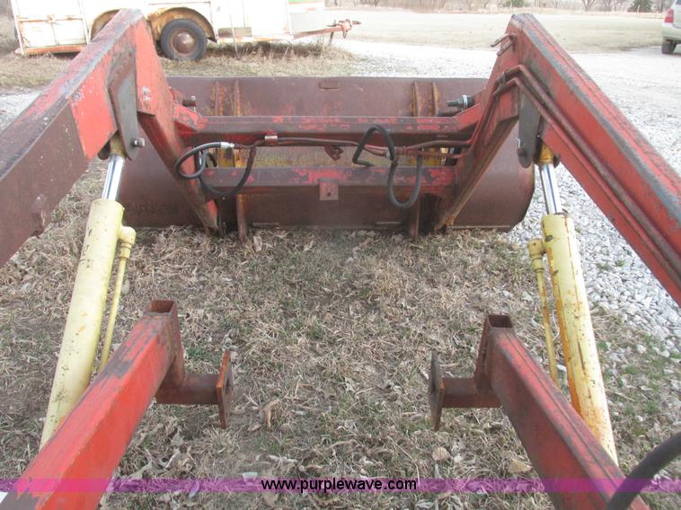 image for item H4733 Ford 772 tractor loader