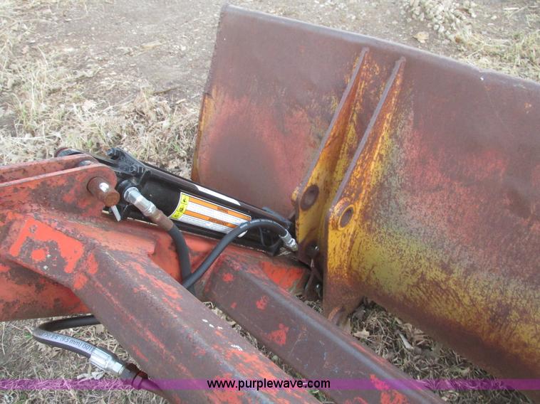 image for item H4733 Ford 772 tractor loader