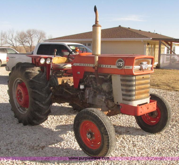 image for item H4736 1974 Massey-Ferguson 175 row crop tractor