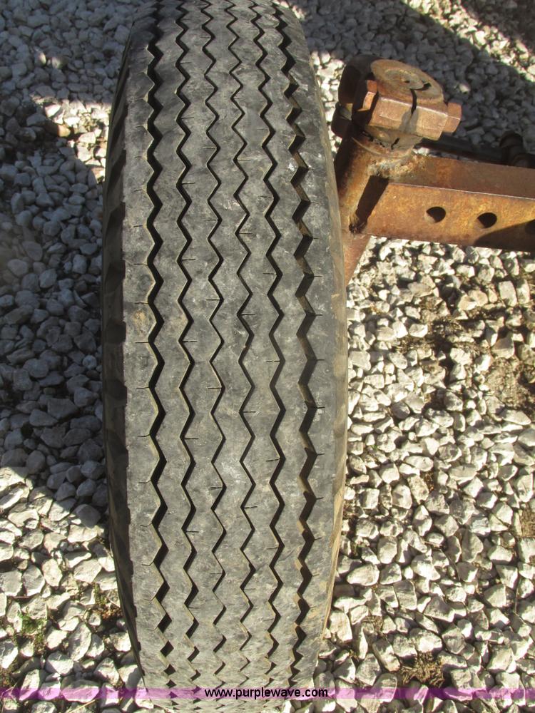 image for item H4736 1974 Massey-Ferguson 175 row crop tractor