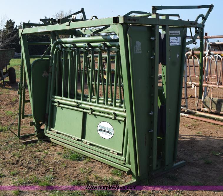 image for item H5210 Powder River squeeze chute