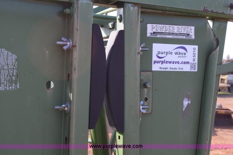 image for item H5210 Powder River squeeze chute