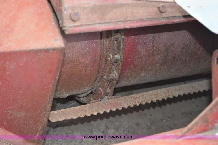 image for item H5227 1968 Mccormick International 91 combine