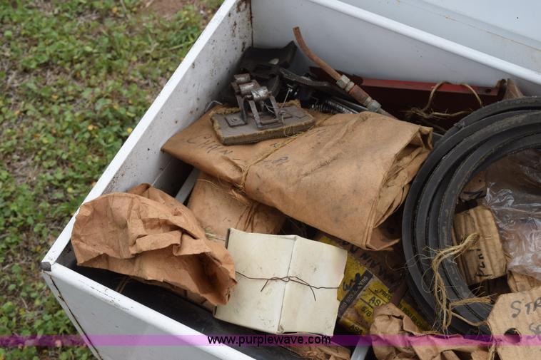 image for item H5227 1968 Mccormick International 91 combine