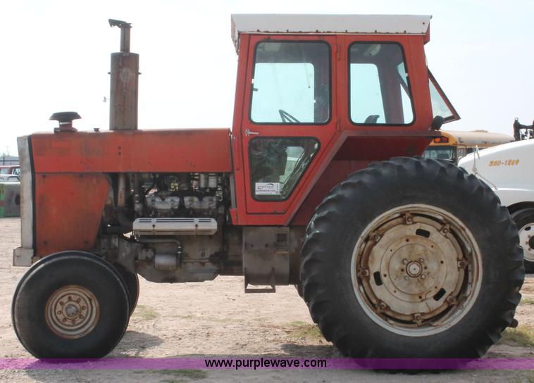 image for item H5607 1977 Massey-Ferguson 1155 tractor