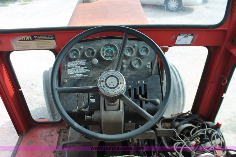 image for item H5607 1977 Massey-Ferguson 1155 tractor