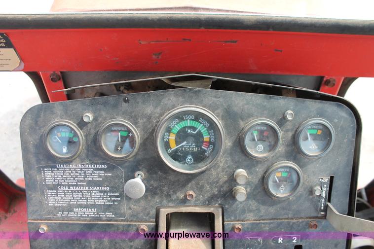 image for item H5607 1977 Massey-Ferguson 1155 tractor