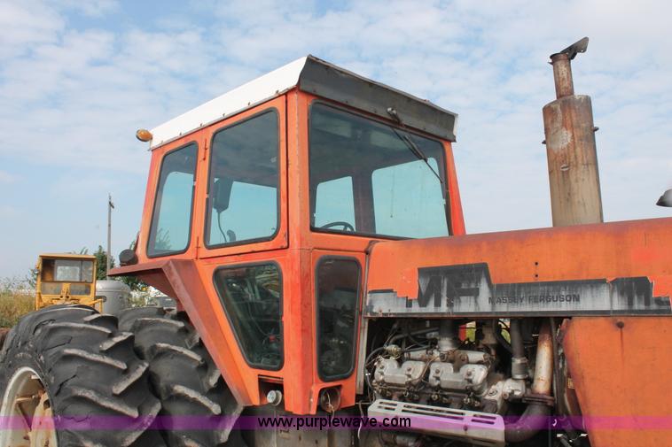 image for item H5607 1977 Massey-Ferguson 1155 tractor