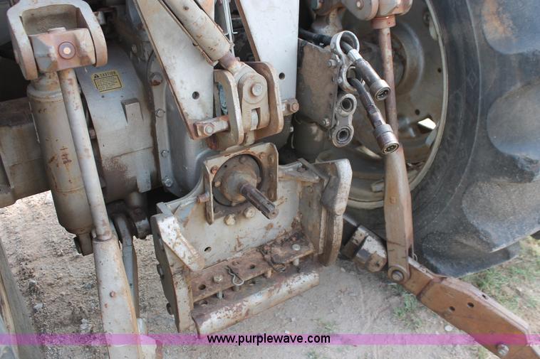 image for item H5607 1977 Massey-Ferguson 1155 tractor