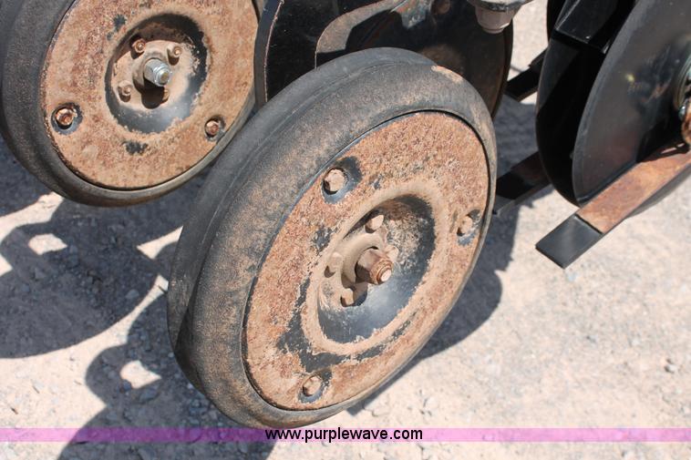 image for item H5844 2005 Sunflower 9433 grain drill