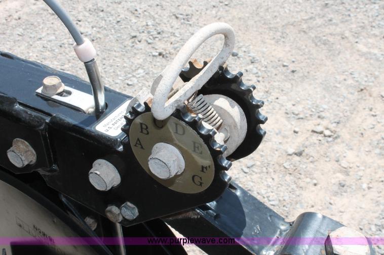 image for item H5844 2005 Sunflower 9433 grain drill