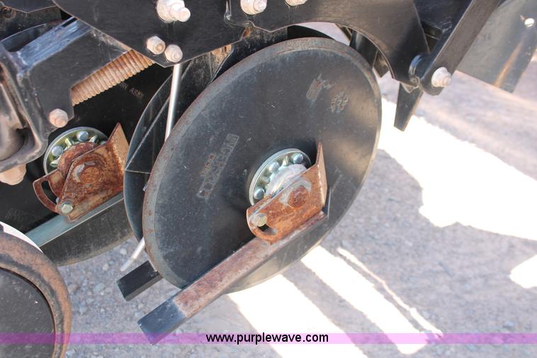 image for item H5844 2005 Sunflower 9433 grain drill