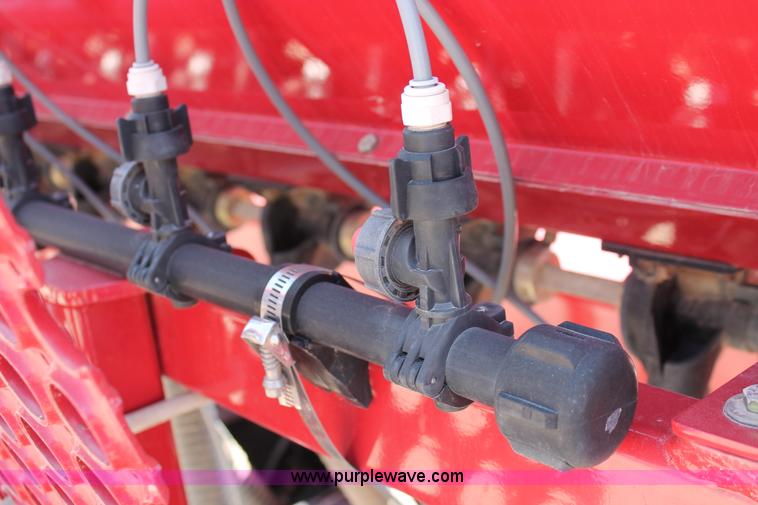 image for item H5844 2005 Sunflower 9433 grain drill