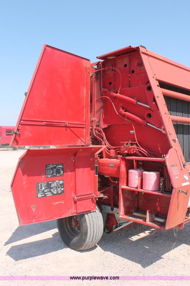 image for item H5847 1994 Case IH 8465 round baler
