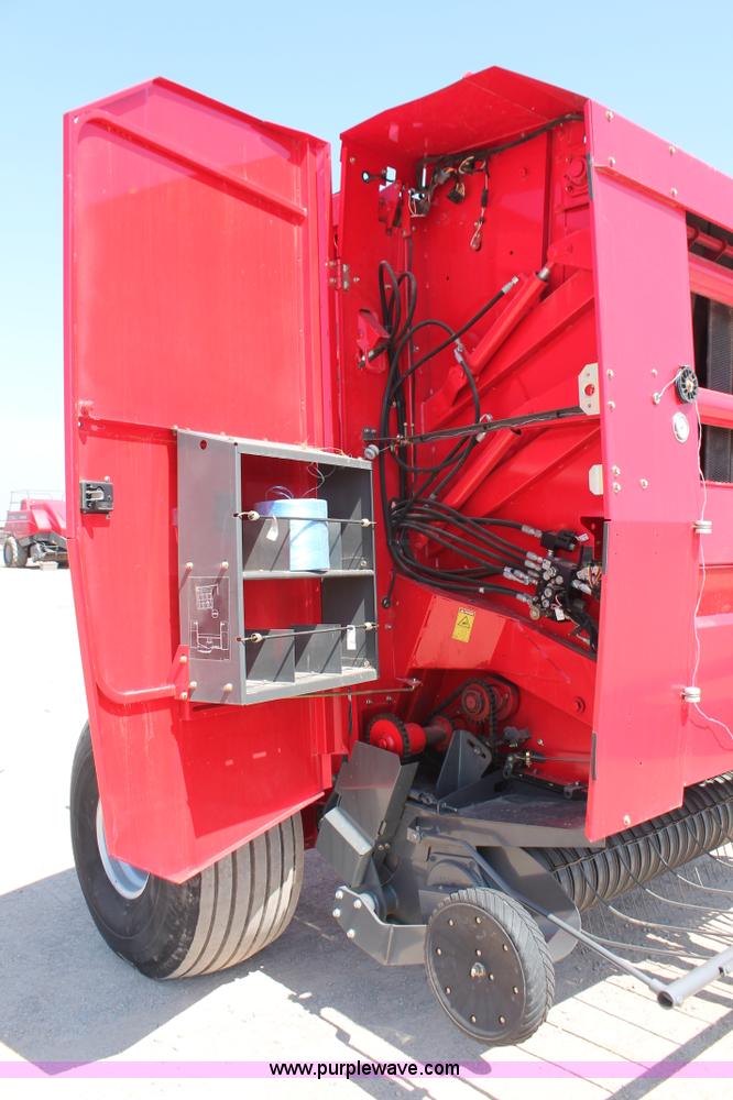 image for item H5850 2010 Massey-Ferguson 2856 round baler