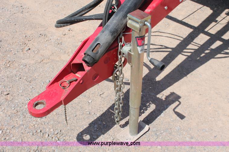 image for item H5850 2010 Massey-Ferguson 2856 round baler