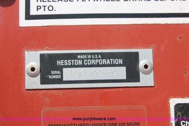 image for item H5851 2000 Hesston 4910 large square baler