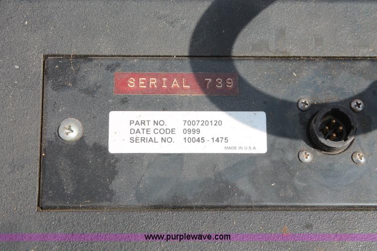 image for item H5851 2000 Hesston 4910 large square baler