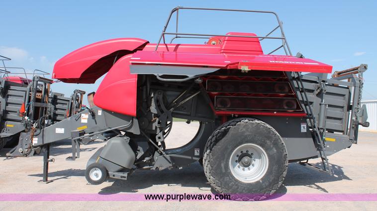 image for item H5856 2010 Massey-Ferguson 2190 large square baler