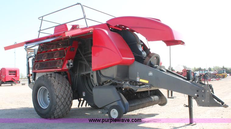 image for item H5856 2010 Massey-Ferguson 2190 large square baler