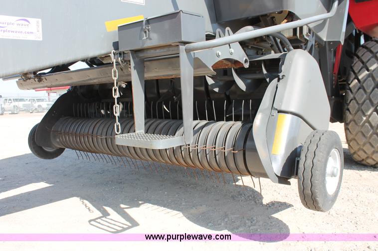 image for item H5856 2010 Massey-Ferguson 2190 large square baler