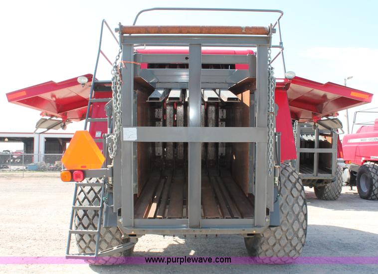 image for item H5856 2010 Massey-Ferguson 2190 large square baler