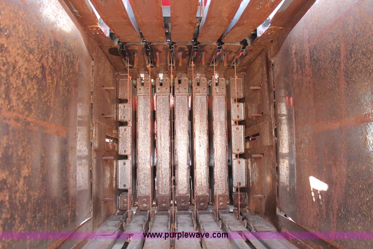 image for item H5856 2010 Massey-Ferguson 2190 large square baler