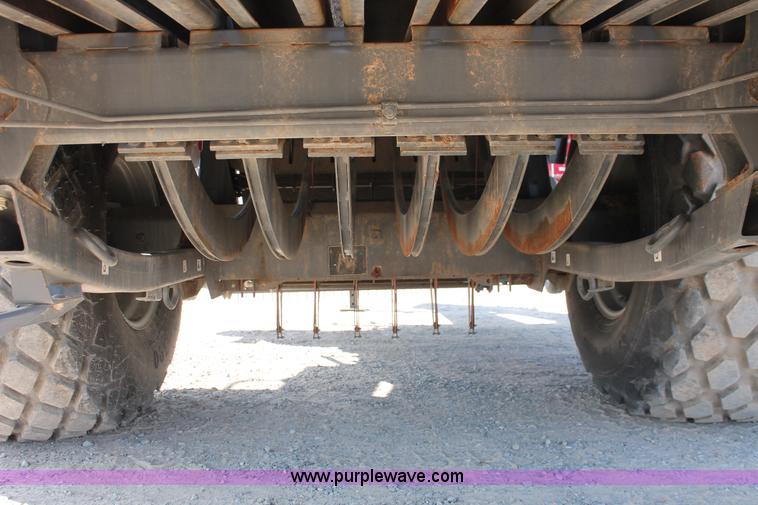 image for item H5856 2010 Massey-Ferguson 2190 large square baler