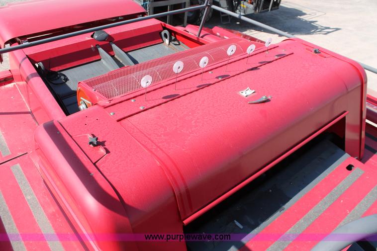 image for item H5856 2010 Massey-Ferguson 2190 large square baler