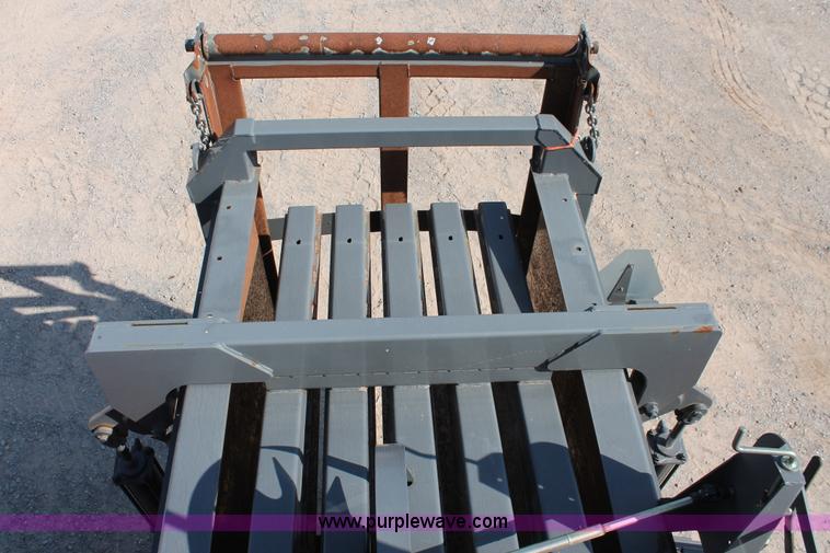 image for item H5856 2010 Massey-Ferguson 2190 large square baler