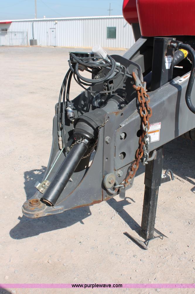 image for item H5856 2010 Massey-Ferguson 2190 large square baler