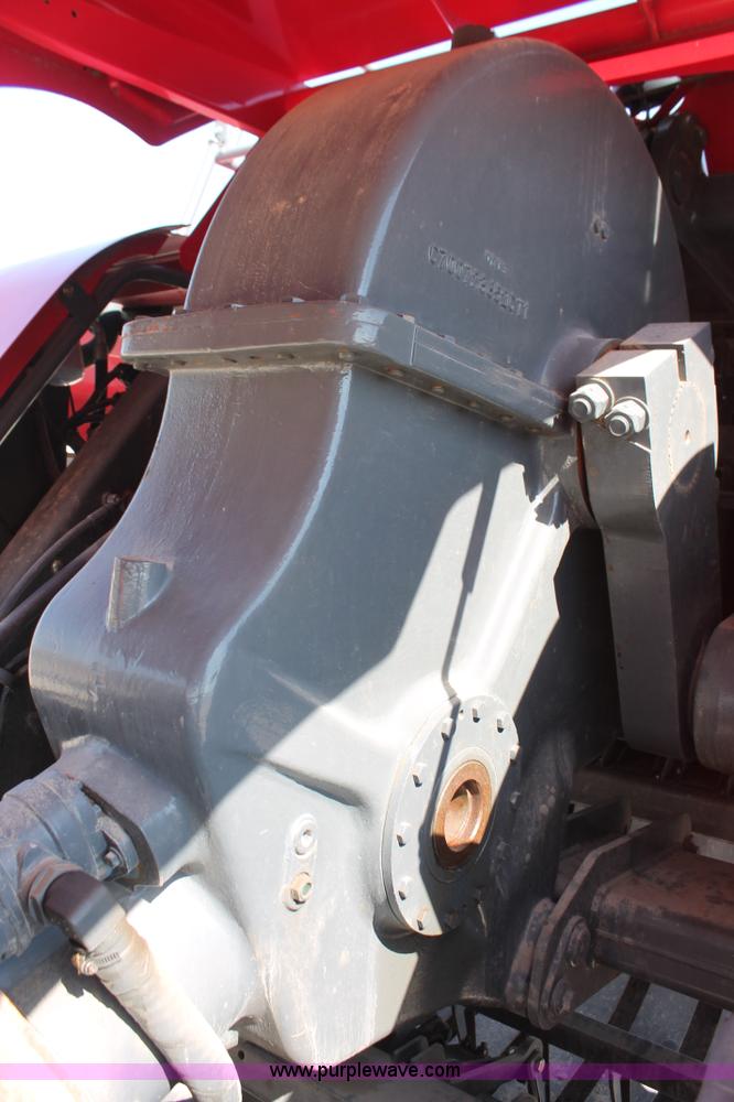 image for item H5857 2011 Massey-Ferguson 2190 large square baler