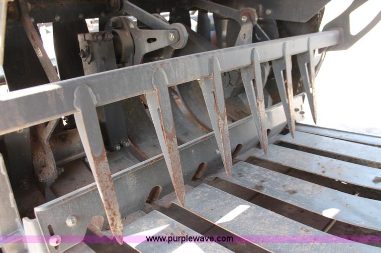 image for item H5857 2011 Massey-Ferguson 2190 large square baler