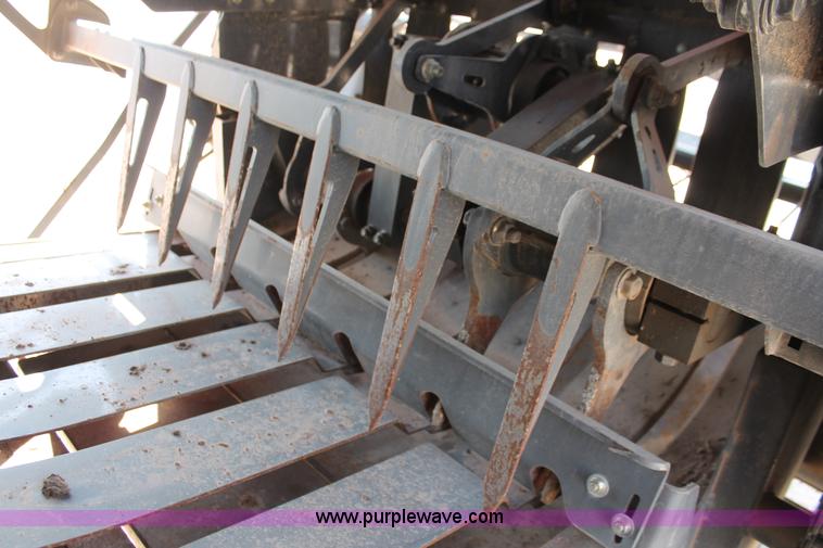 image for item H5857 2011 Massey-Ferguson 2190 large square baler