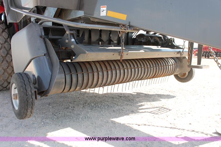 image for item H5857 2011 Massey-Ferguson 2190 large square baler