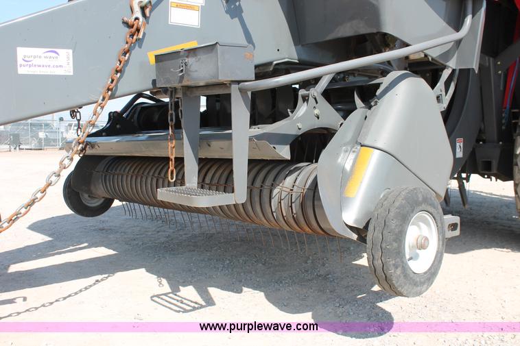 image for item H5857 2011 Massey-Ferguson 2190 large square baler