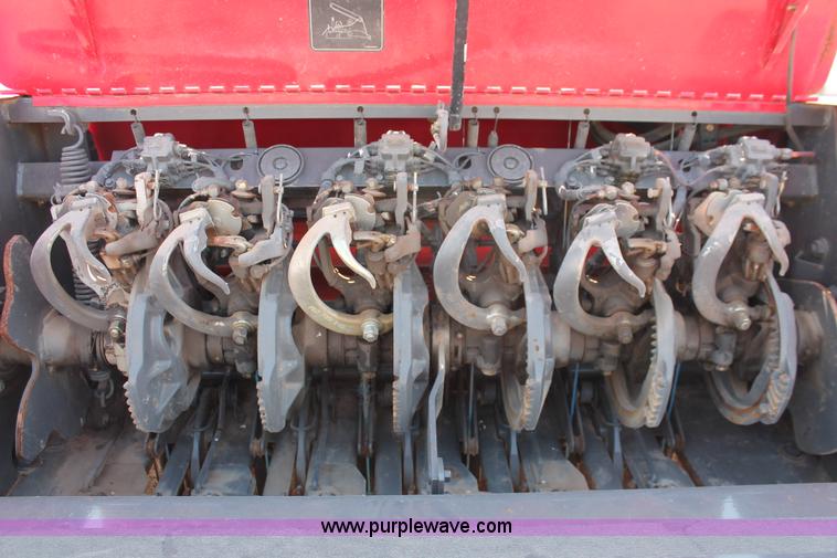 image for item H5857 2011 Massey-Ferguson 2190 large square baler