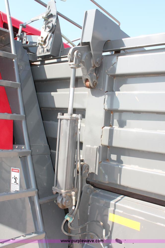 image for item H5857 2011 Massey-Ferguson 2190 large square baler