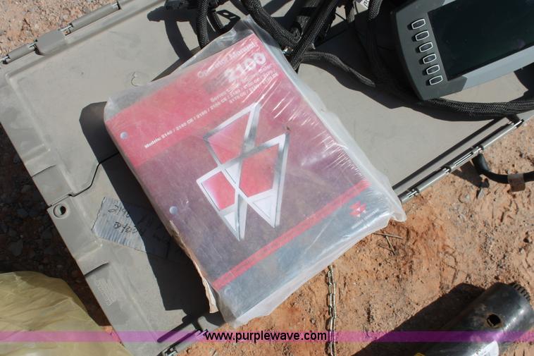 image for item H5857 2011 Massey-Ferguson 2190 large square baler