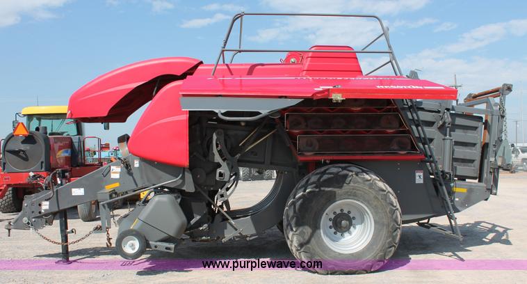 image for item H5858 2010 Massey-Ferguson 2190 large square baler