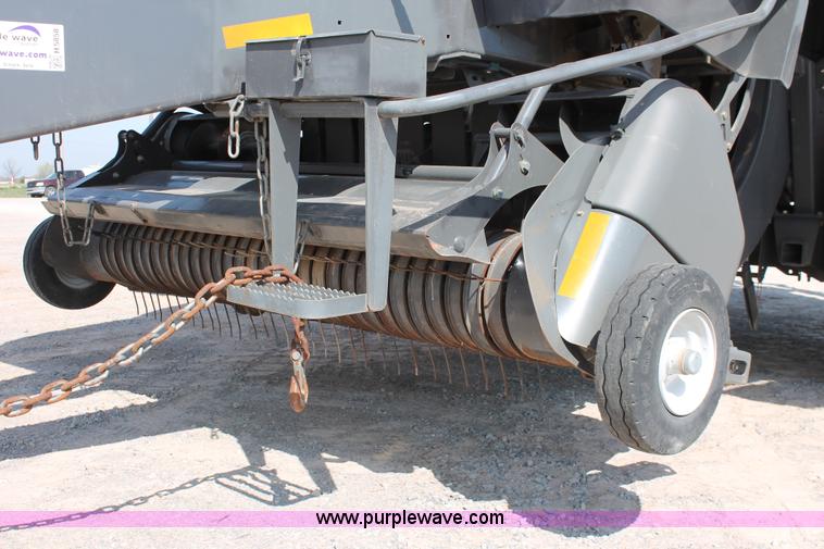 image for item H5858 2010 Massey-Ferguson 2190 large square baler