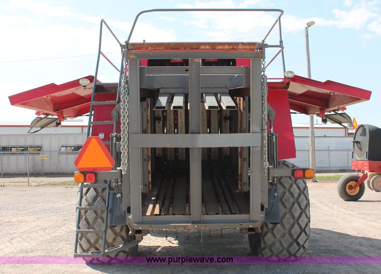 image for item H5858 2010 Massey-Ferguson 2190 large square baler