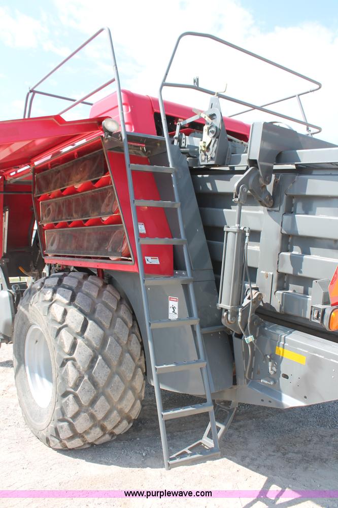 image for item H5858 2010 Massey-Ferguson 2190 large square baler