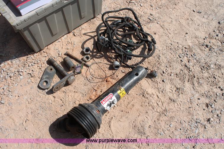 image for item H5858 2010 Massey-Ferguson 2190 large square baler