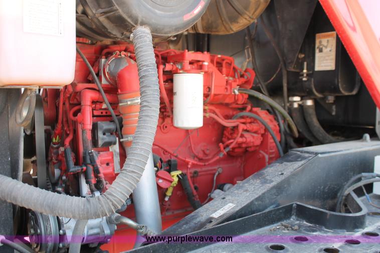 image for item H5860 2011 MacDon M205 self-propelled windrower