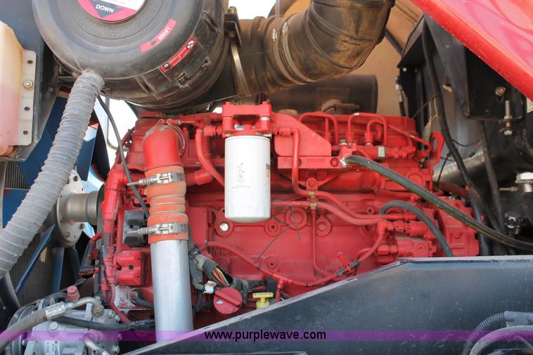 image for item H5860 2011 MacDon M205 self-propelled windrower